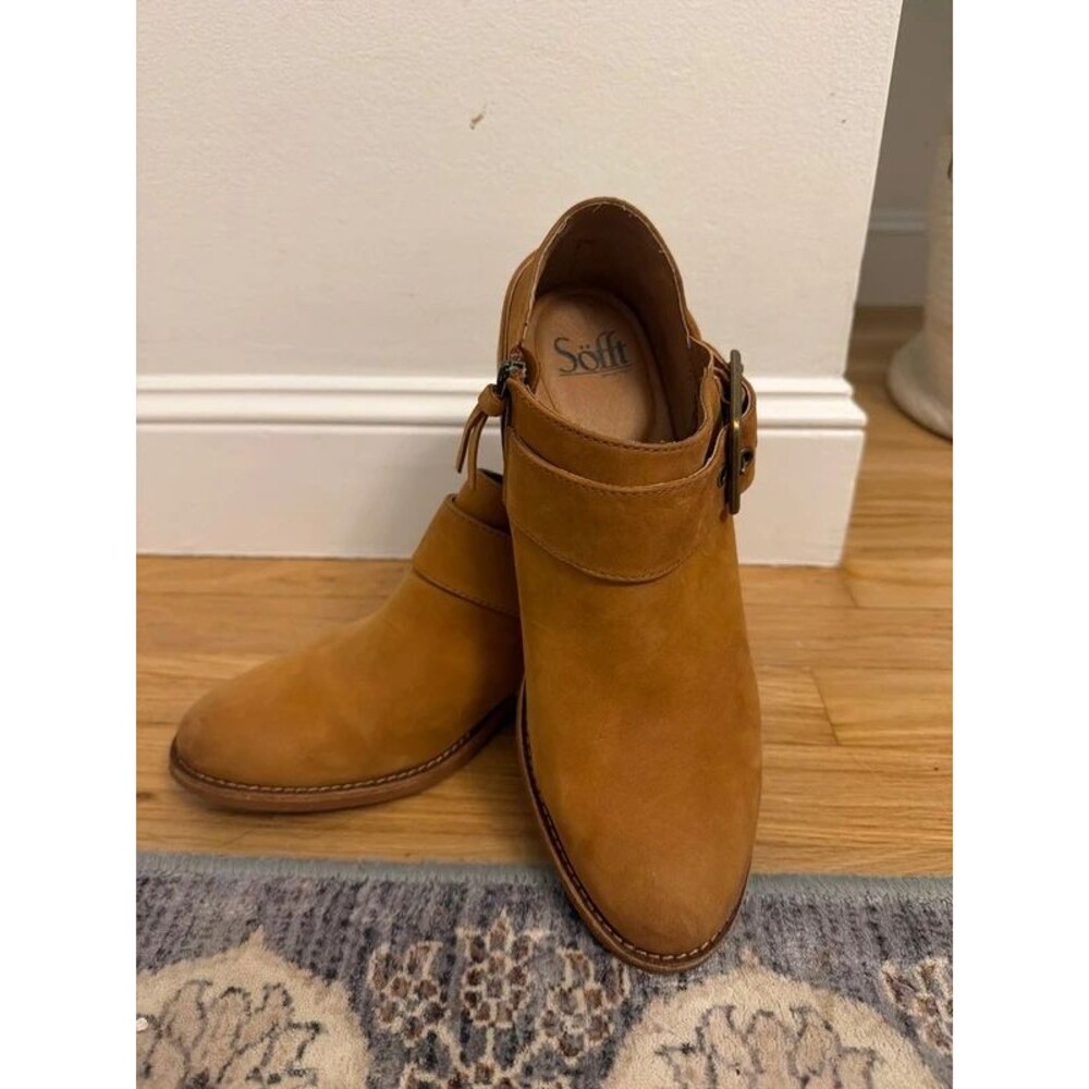 Sofft wedge booties 9 brown